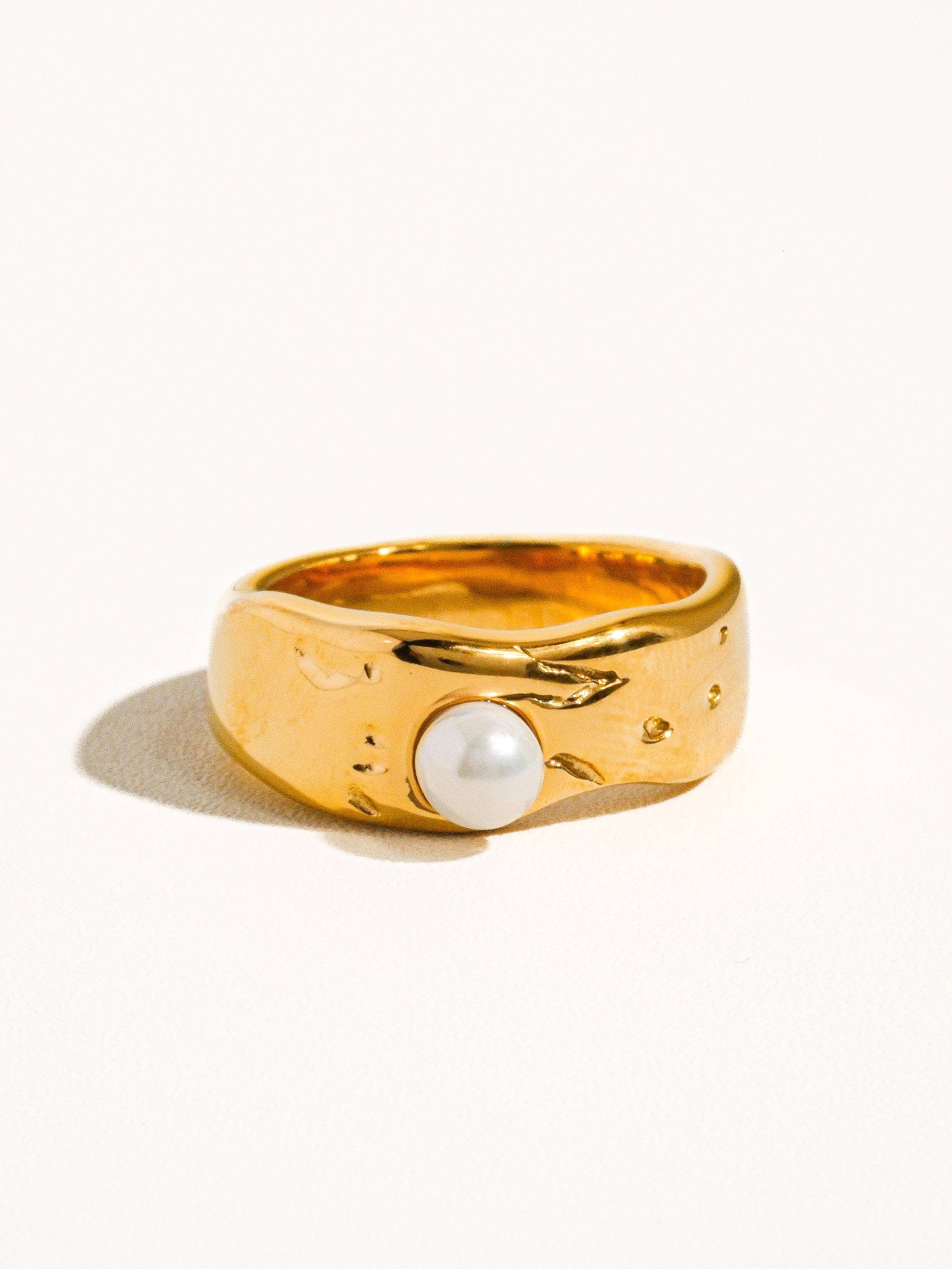 Pave 18K Gold Pearl Band Ring
